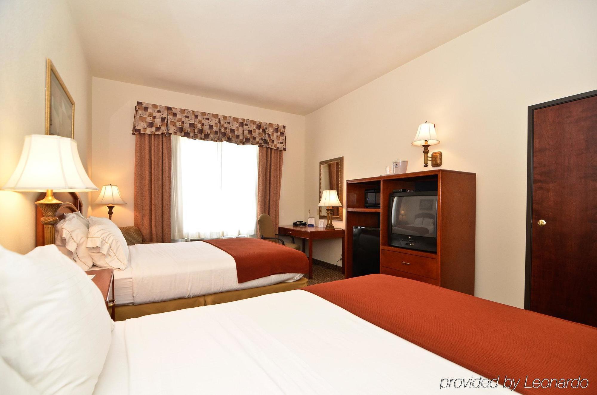 Holiday Inn Express Hotel & Suites Abilene Mall South By Ihg Chambre photo